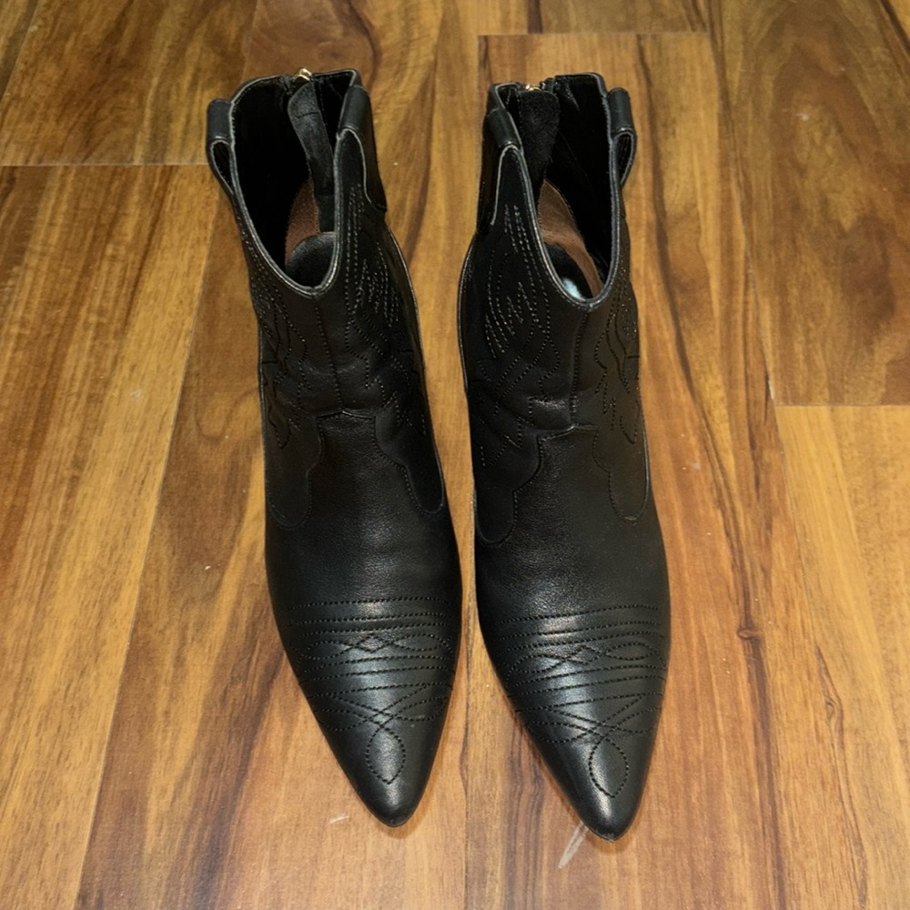 RAYE  black booties